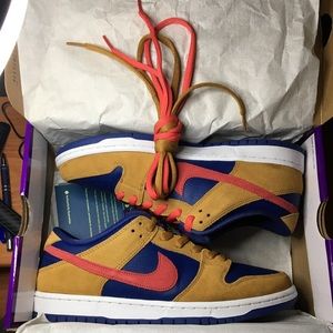 ❌❌Sold on eBay store❌❌Nike SB Dunk low Reverse Papa Bears size 11